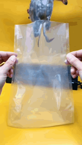 🍱✨ Vacuum Sealer – Keep Food Fresh, Longer! 🥦🥩